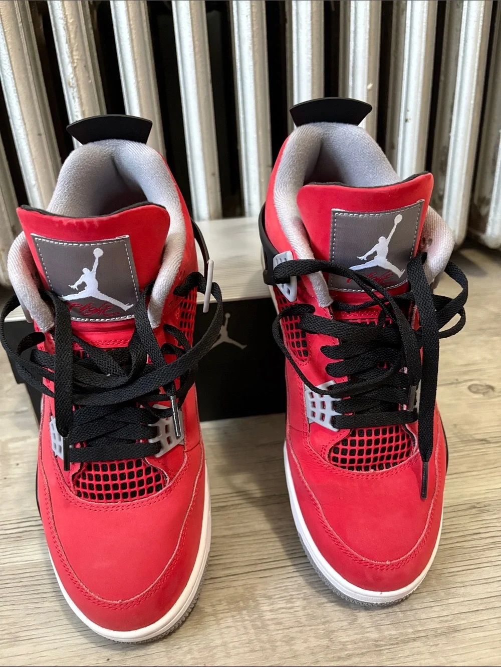 Jordan Air Jordan 4 Retro - Fire Red / White / Black Toro Bravo Men’s 9